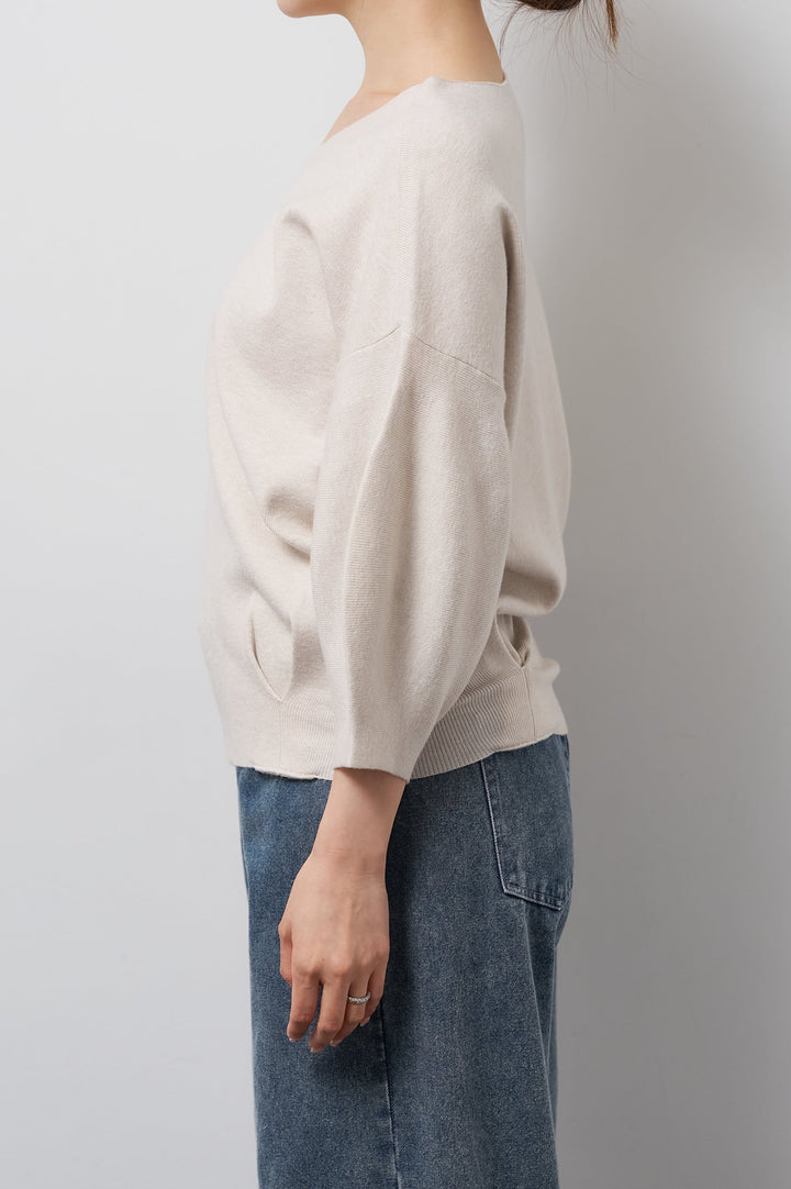 【防静電気】前後2WAYやわもちパフスリーブニット