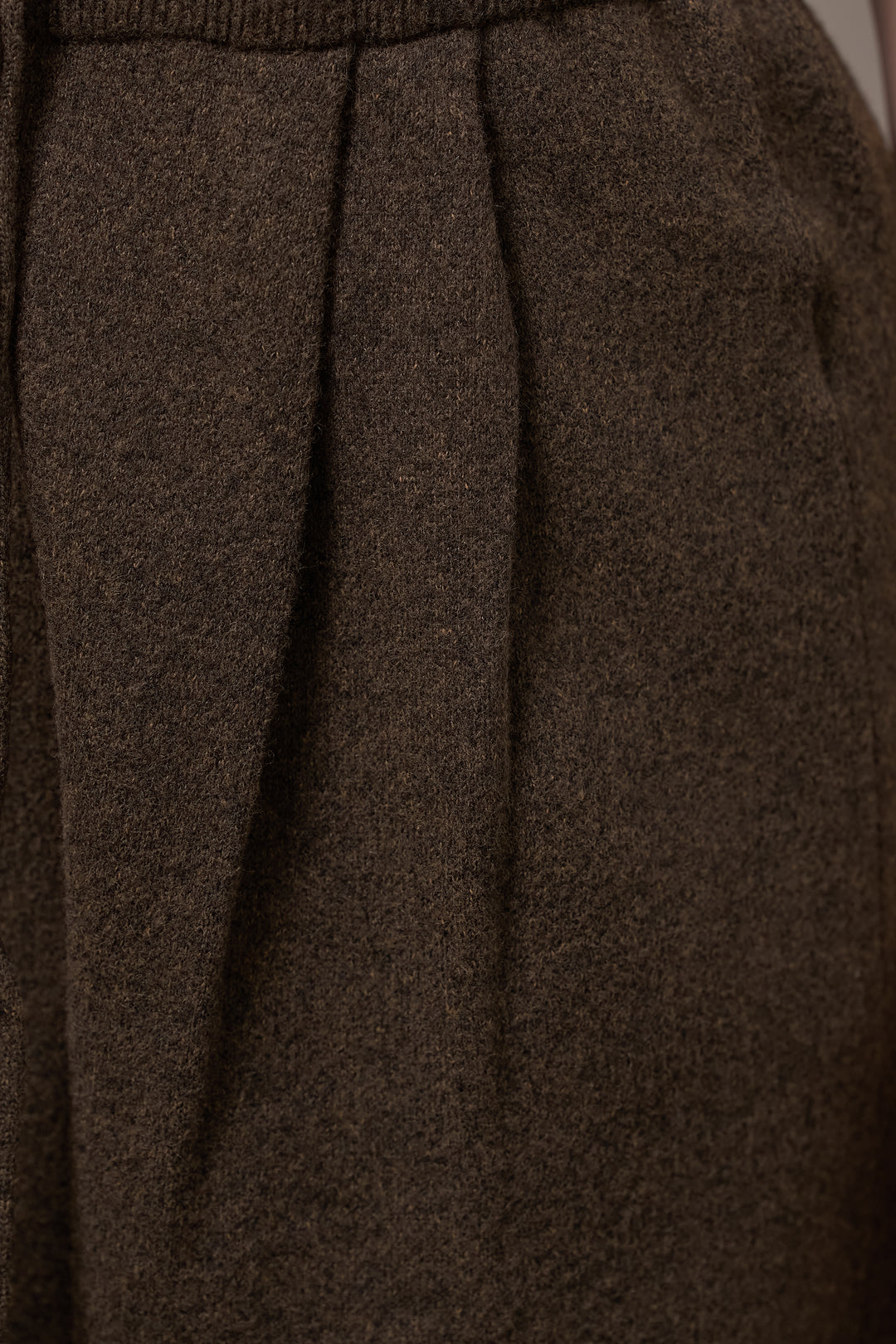 杢ニットテーパードパンツ