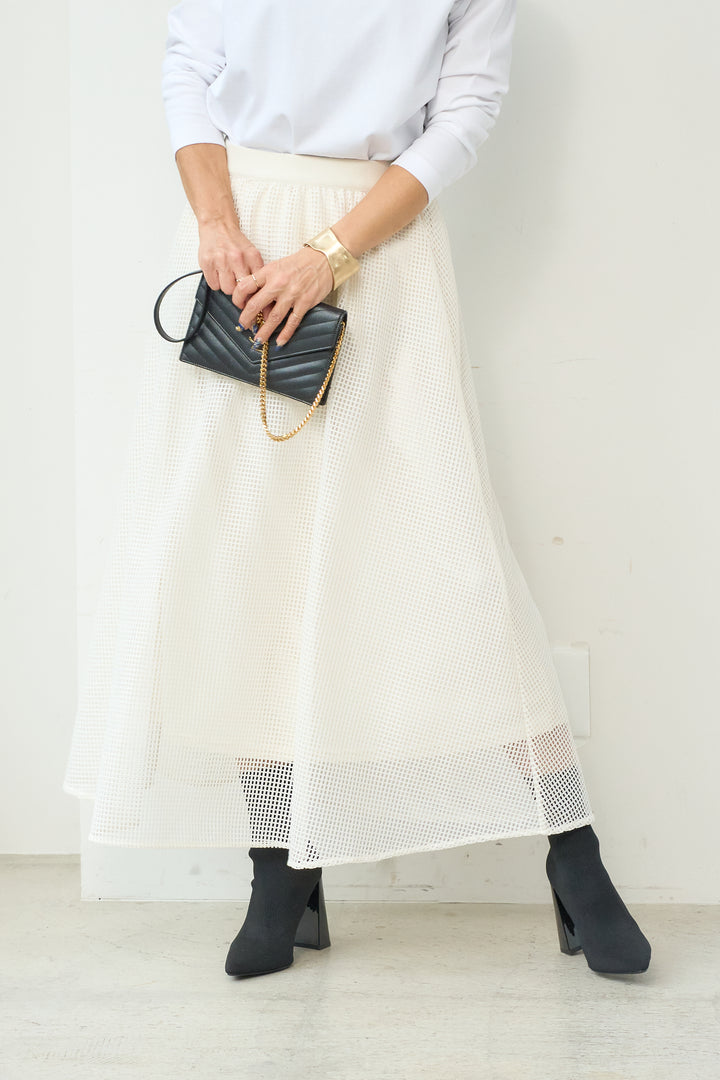 Square mesh check flare skirt