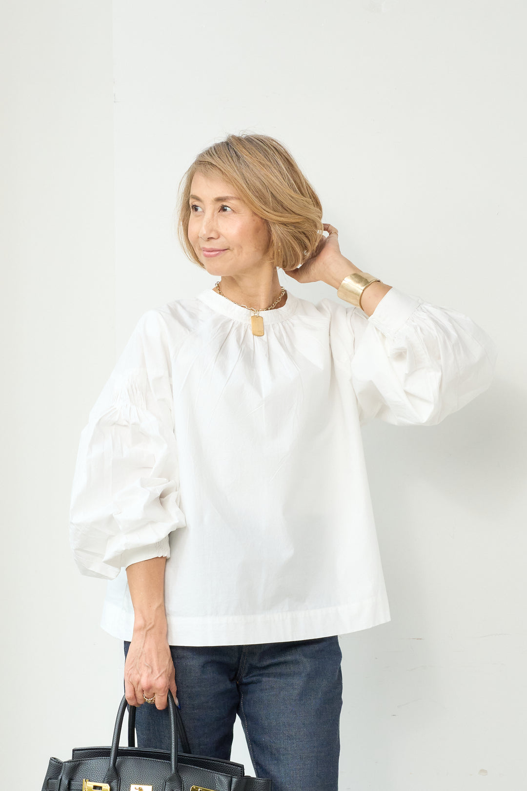 Front and back 2-way typewriter blouse