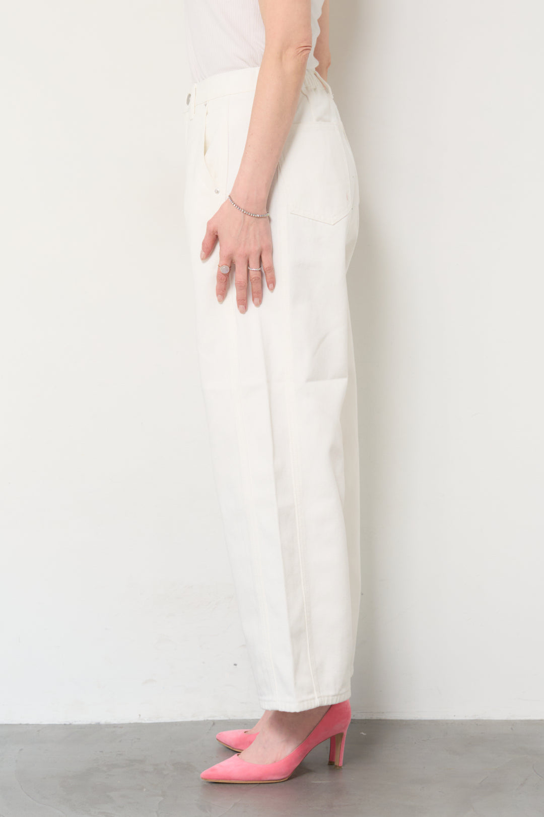 セミワイドストレートデニムパンツ