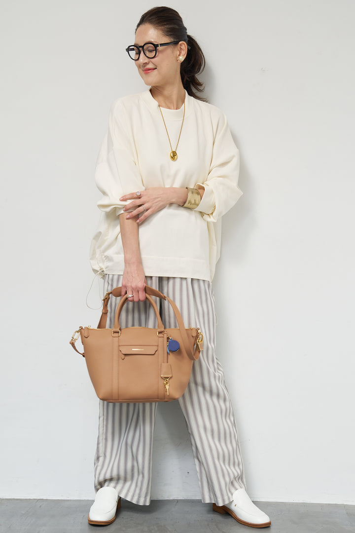 裾切替ハイネックプルオーバー