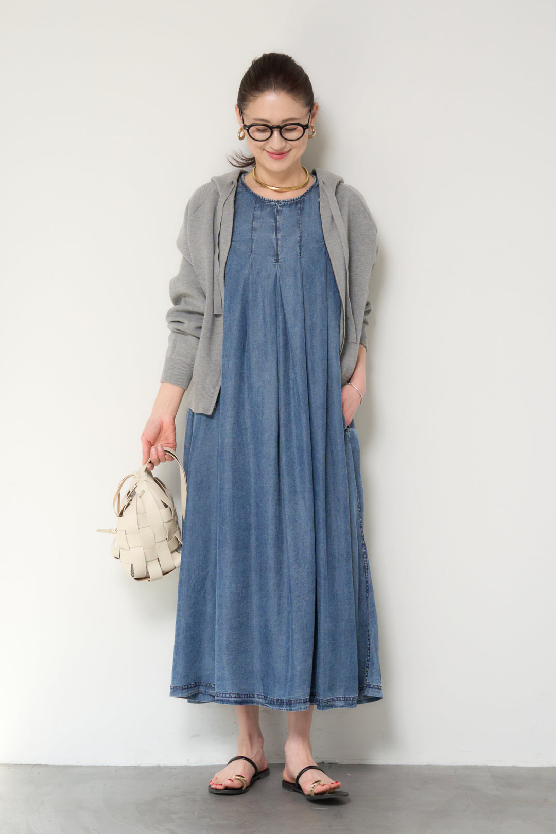 パウダーシルクデニムジップワンピース