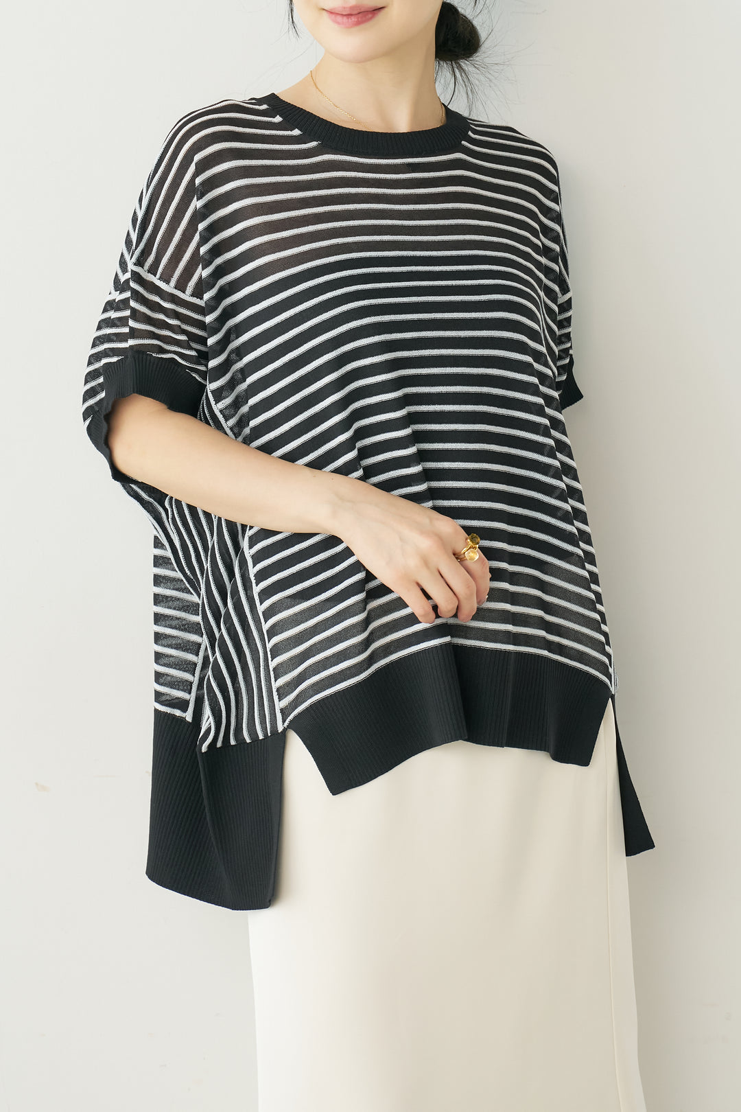 Linen-like dolman knit