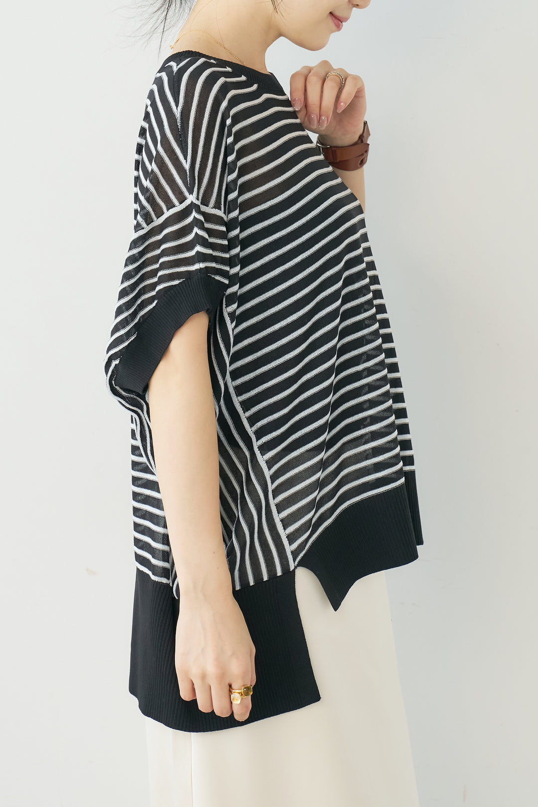 Linen-like dolman knit