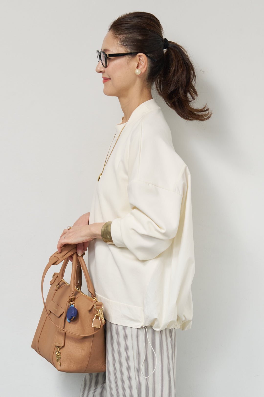 裾切替ハイネックプルオーバー