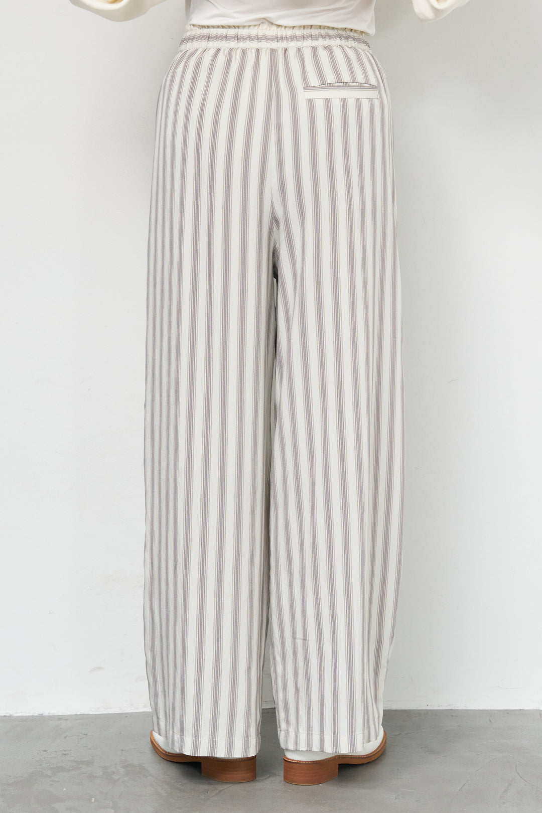 ストライプイージーパンツ