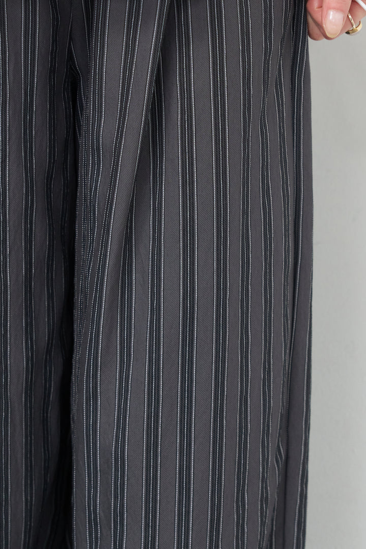 ストライプイージーパンツ