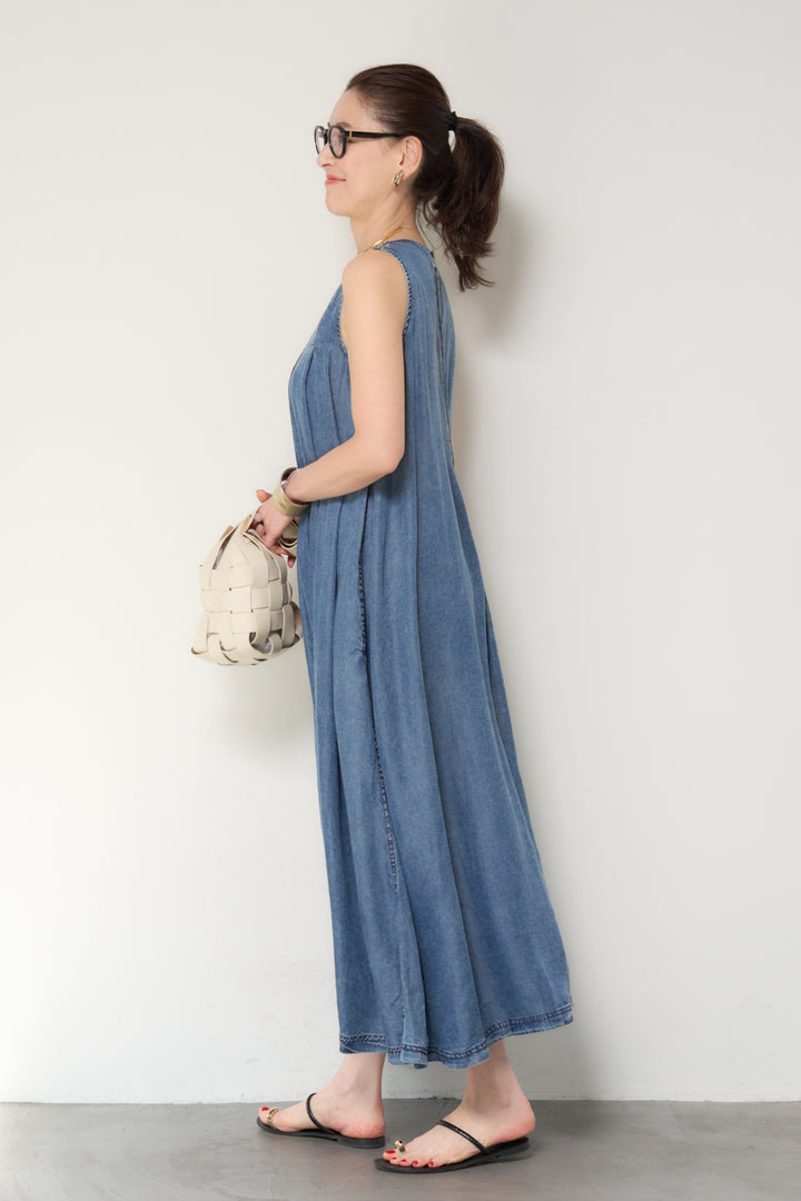 パウダーシルクデニムジップワンピース