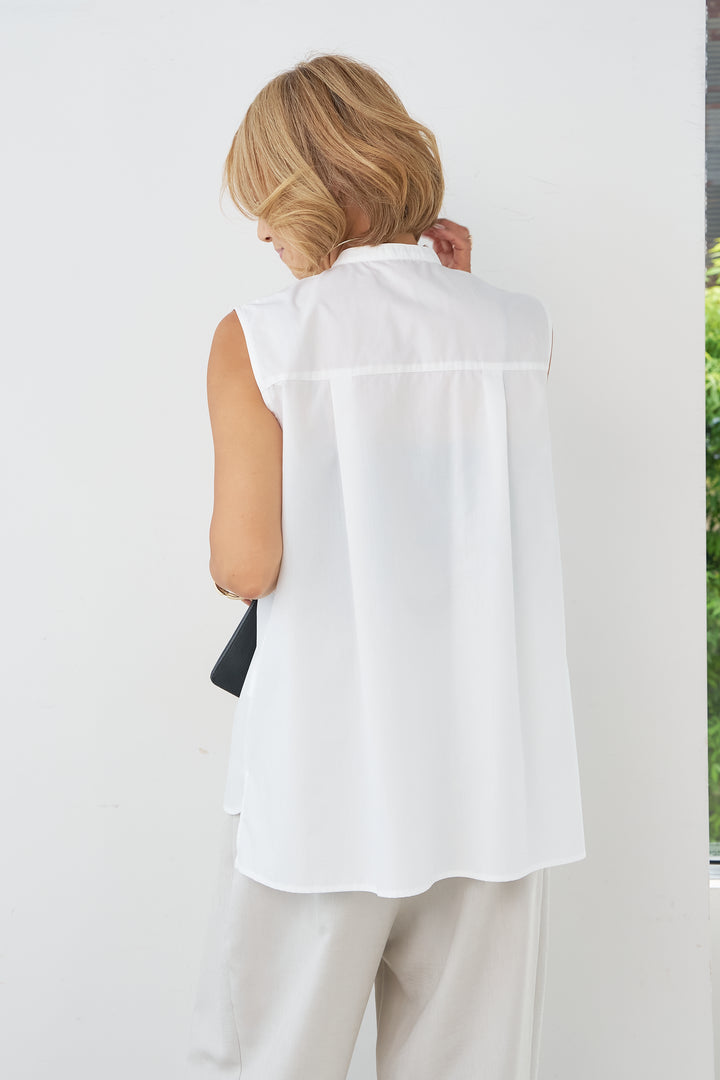 Pintuck sleeveless blouse