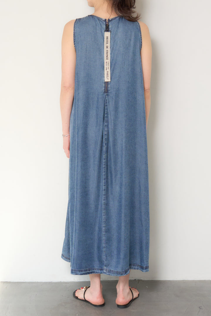パウダーシルクデニムジップワンピース