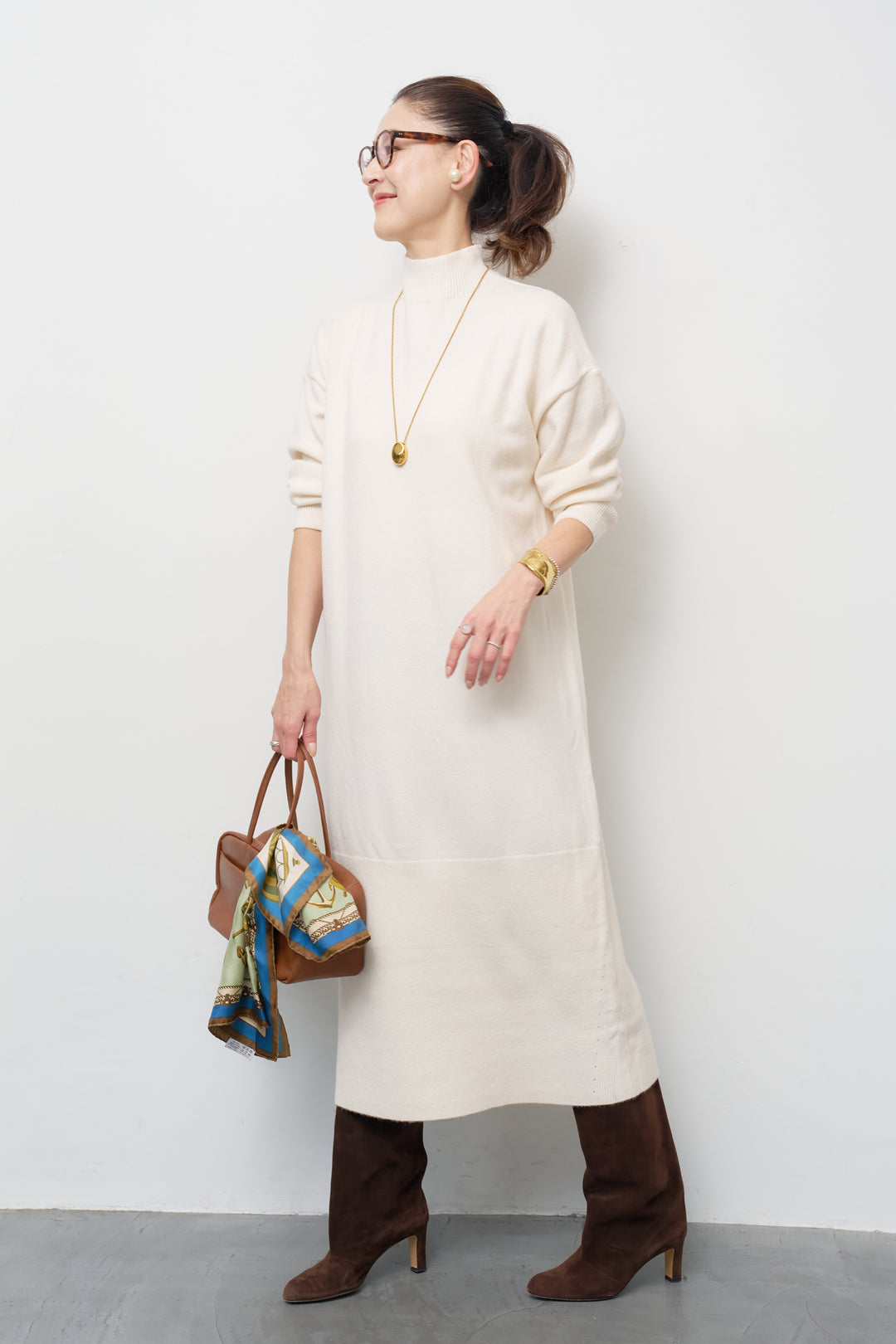 モックネックニットワンピース