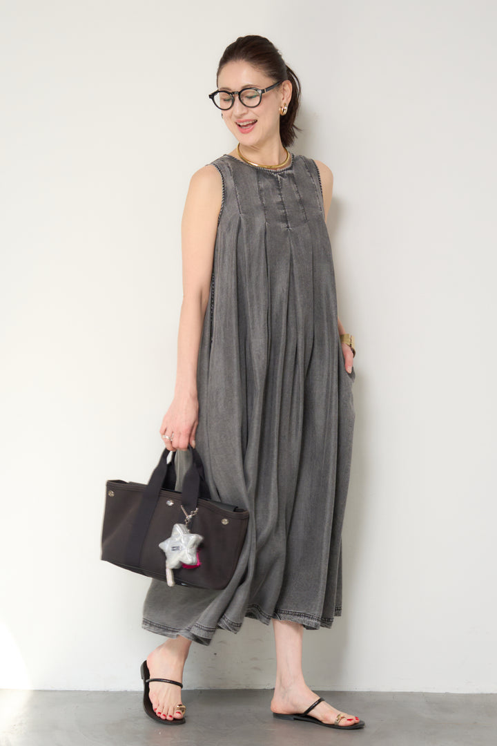 パウダーシルクデニムジップワンピース