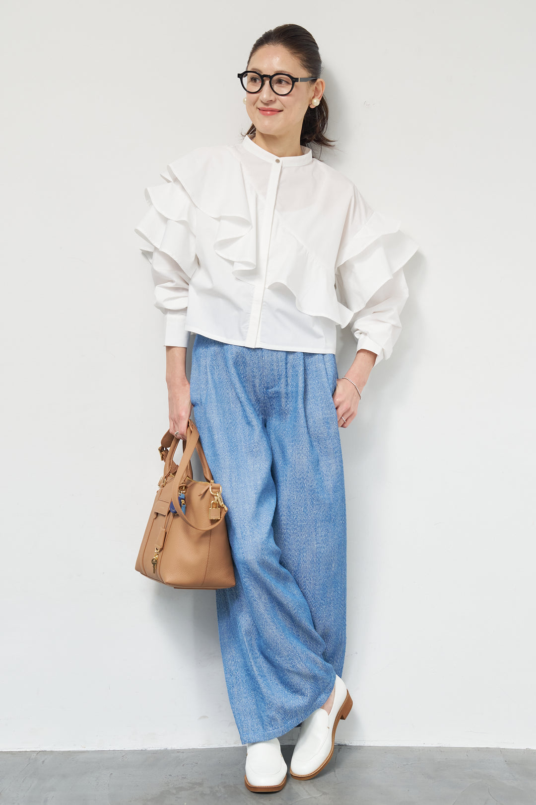 ショートアシメラッフルシャツ