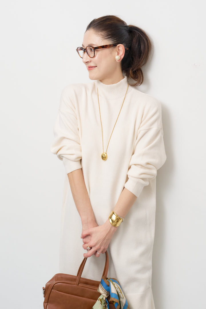 モックネックニットワンピース