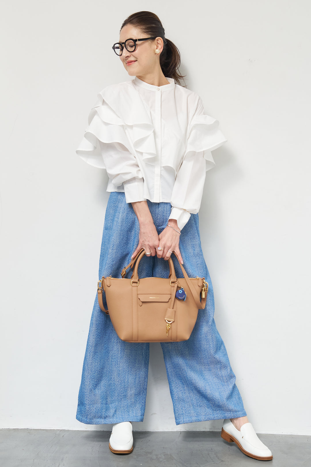 ショートアシメラッフルシャツ