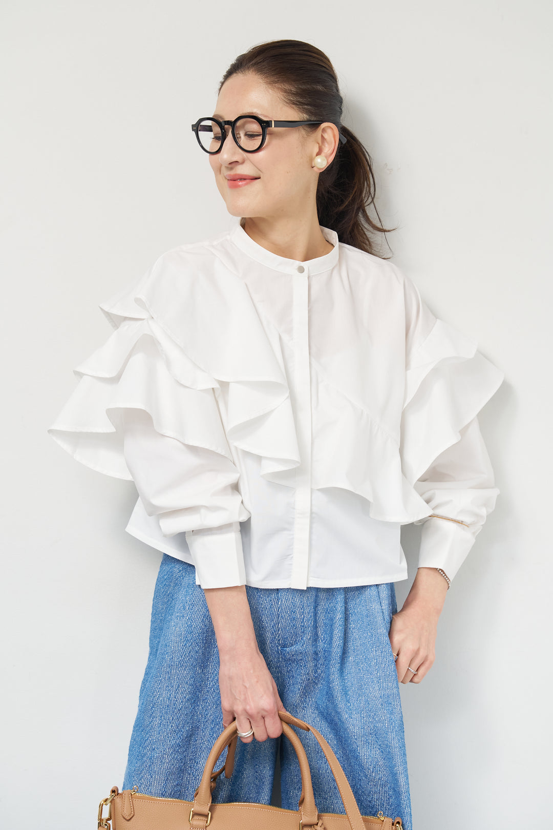 ショートアシメラッフルシャツ