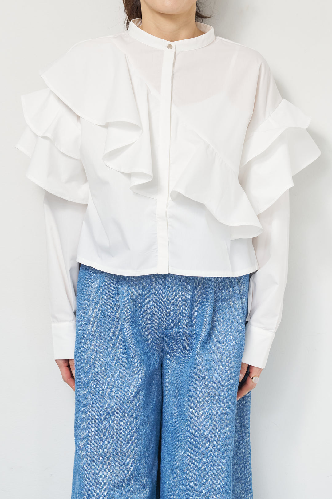 ショートアシメラッフルシャツ