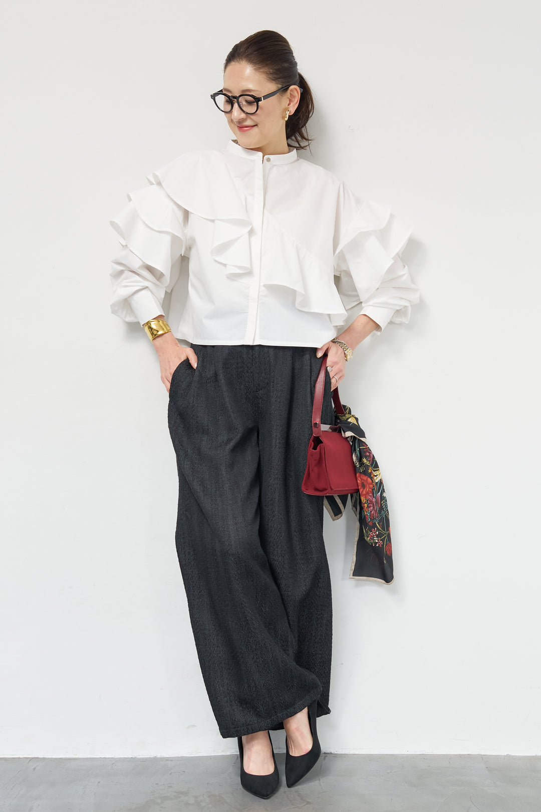 ショートアシメラッフルシャツ