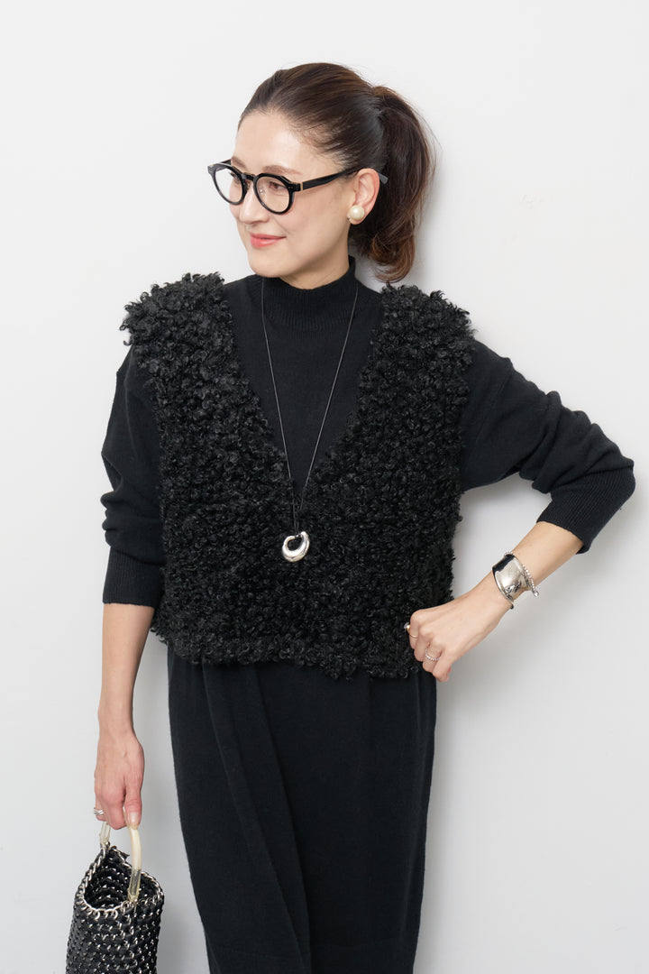 モックネックニットワンピース