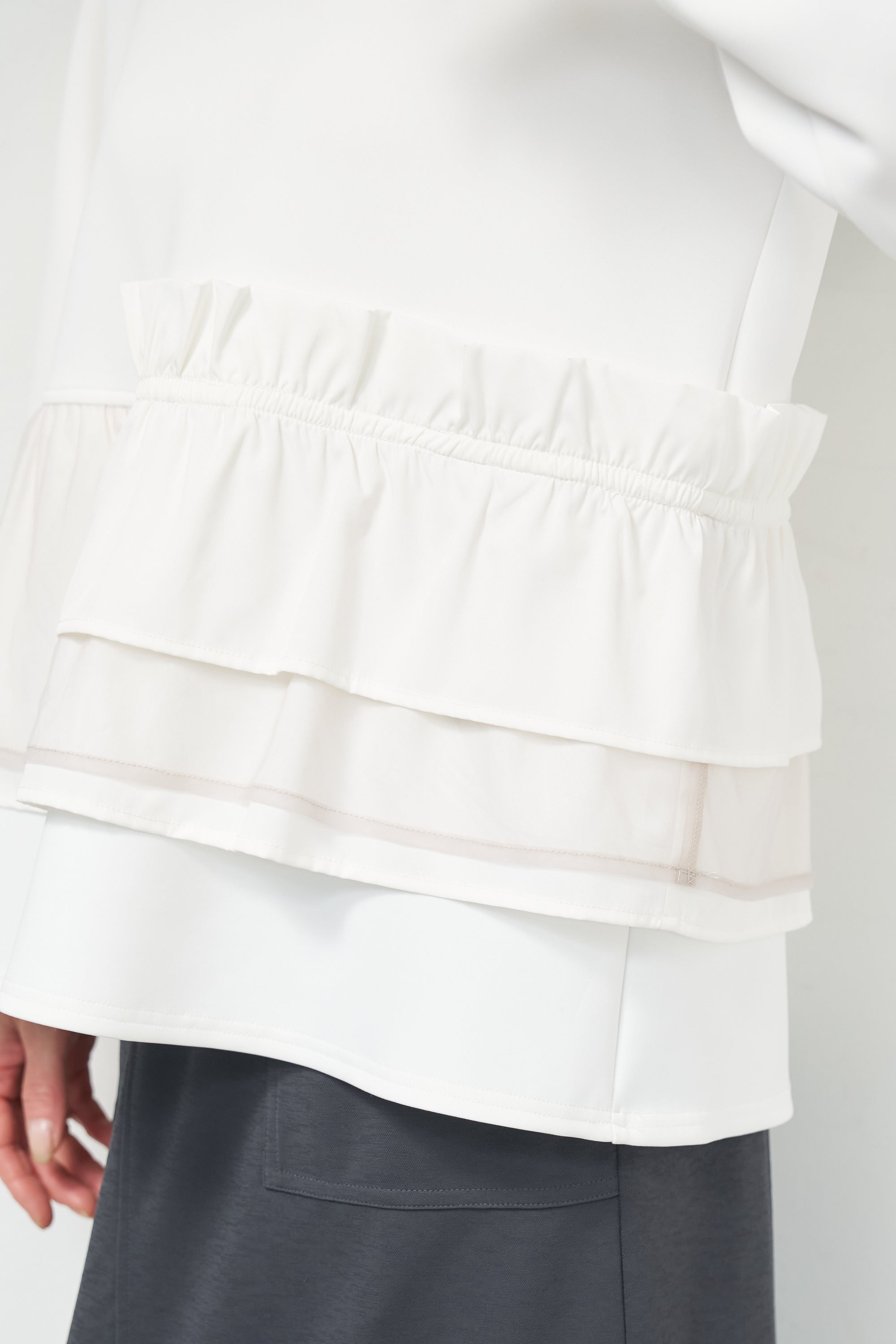 ぺこさん専用 新品 Maison Echelleストレッチポンチペプラムトップス ストレッチポンチペプラムトップス【オーガニックコットン×リサイクル