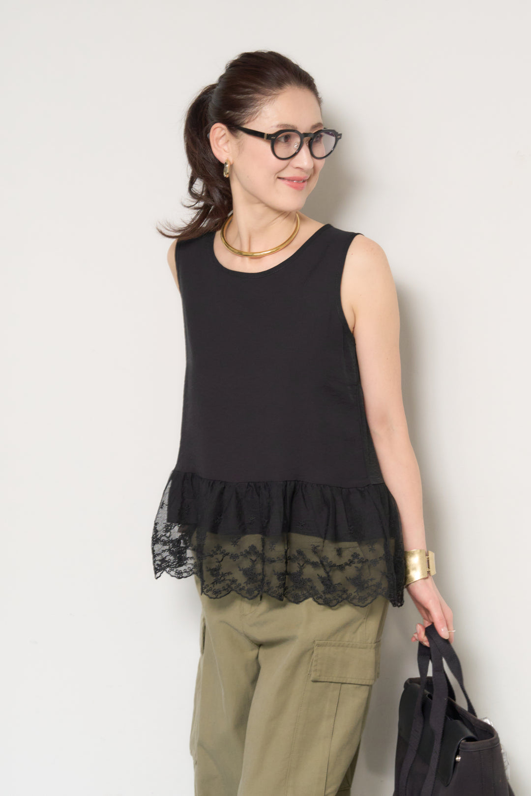 裾レース切替ノースリーブトップス