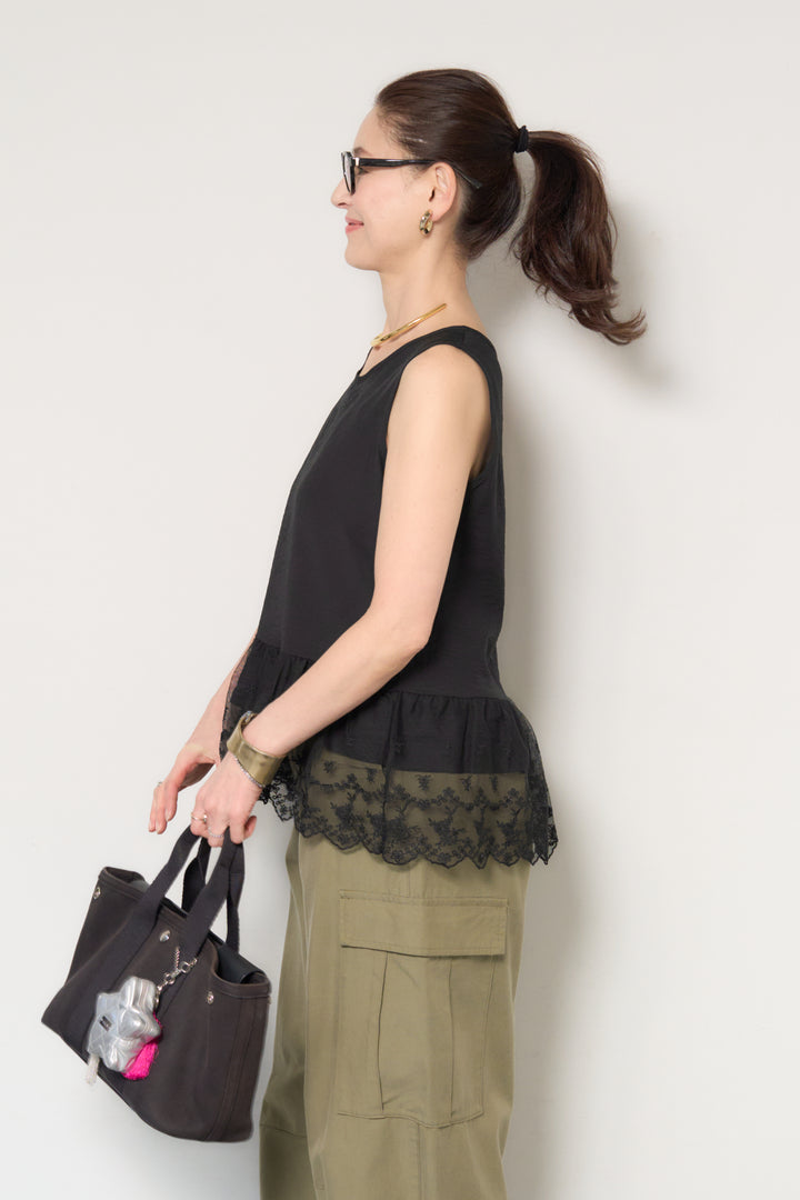 裾レース切替ノースリーブトップス