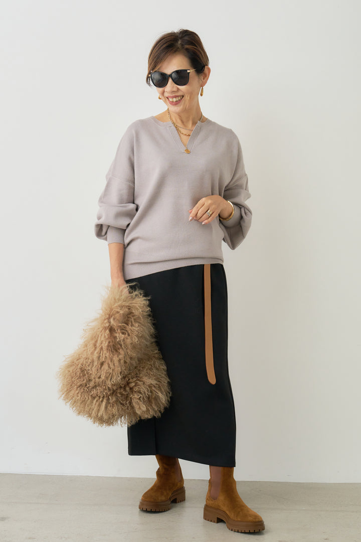 [Anti-static] Soft and chewy touch key neck pullover