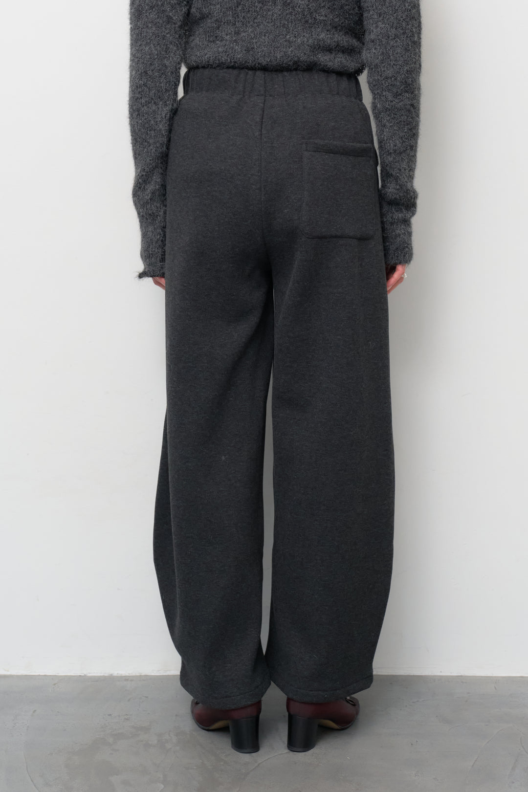 裏起毛コクーンパンツ