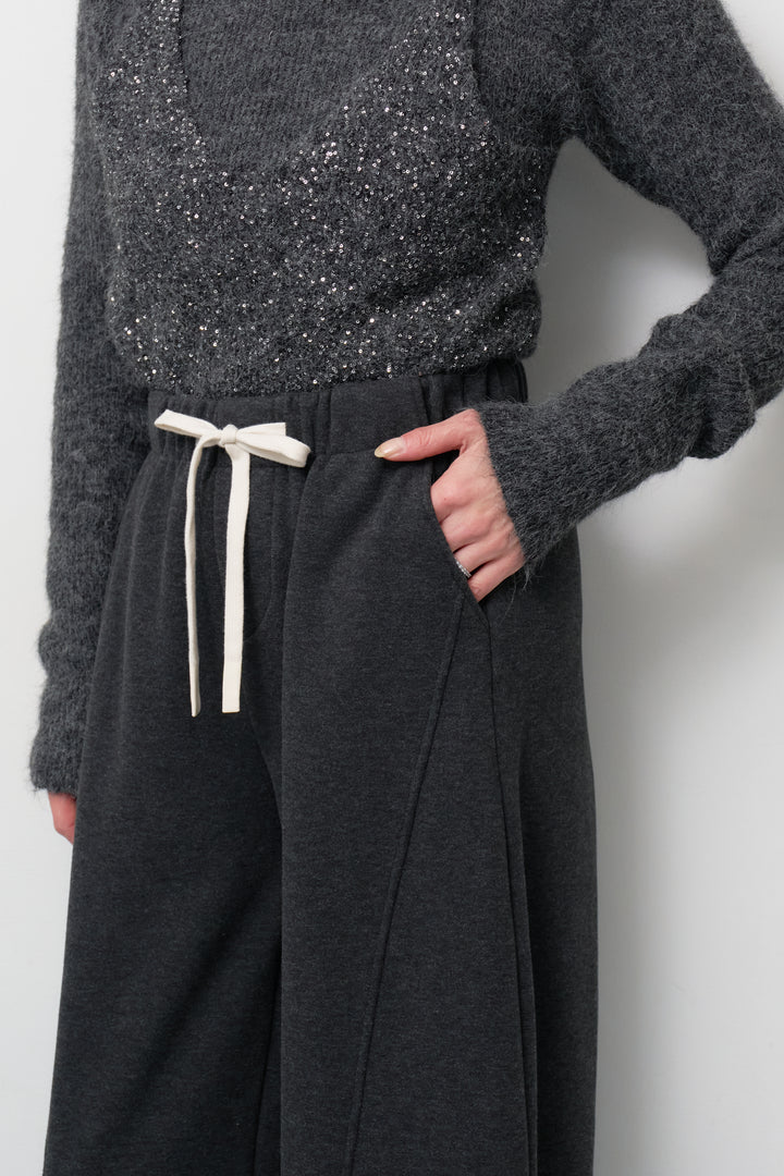 裏起毛コクーンパンツ