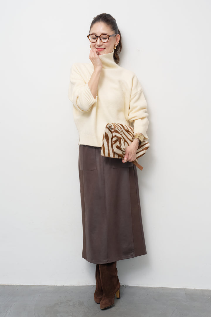 ミニマルハイゲージタートルニット