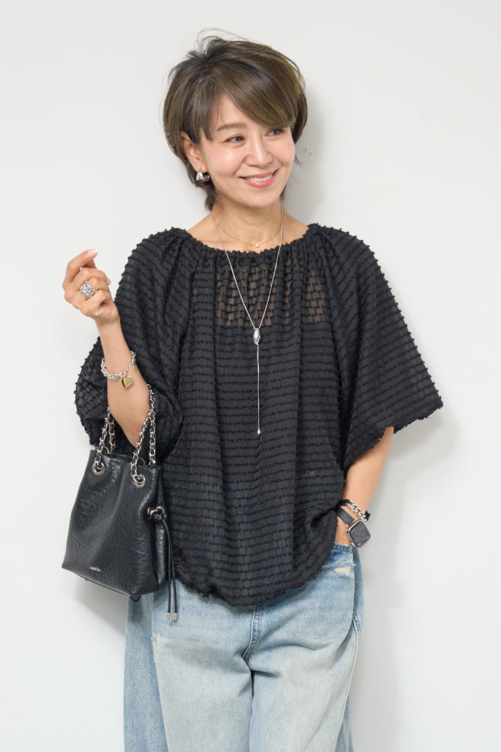 シアーフリンジブラウス