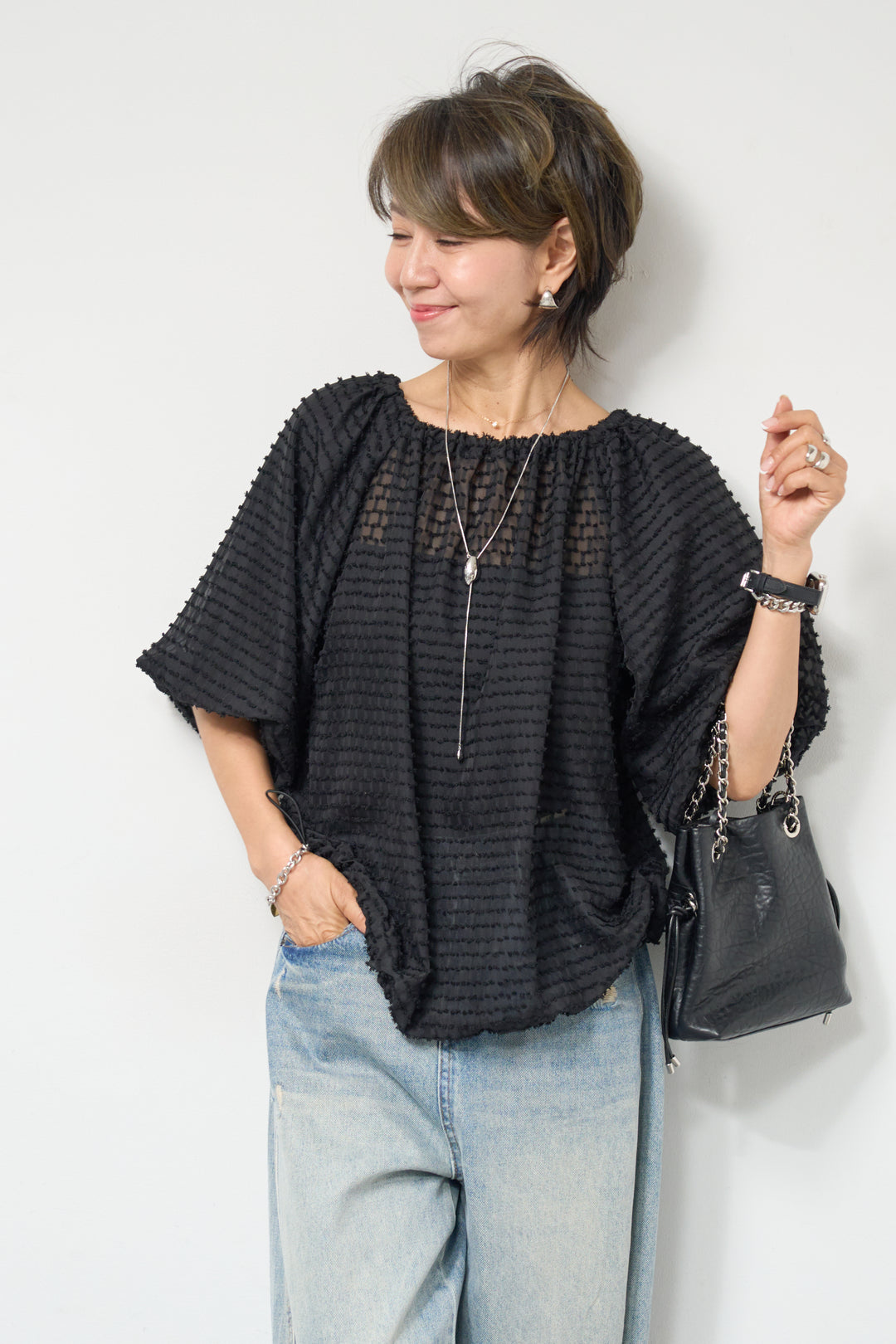 シアーフリンジブラウス