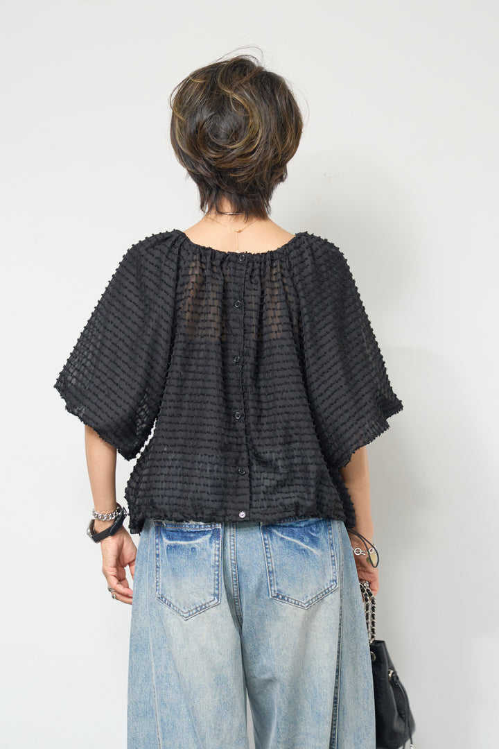 シアーフリンジブラウス