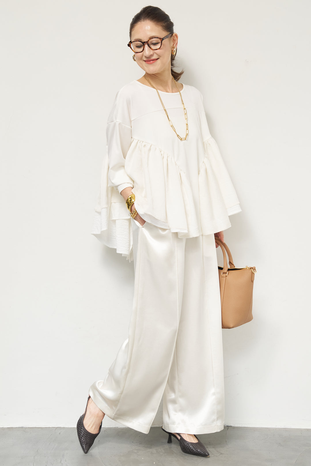 フリルテールプルオーバー