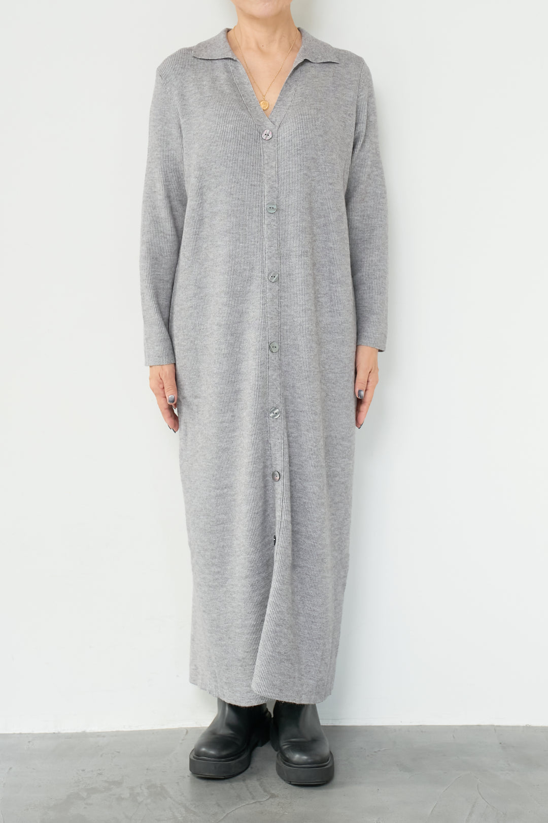 リブニットシャツワンピース