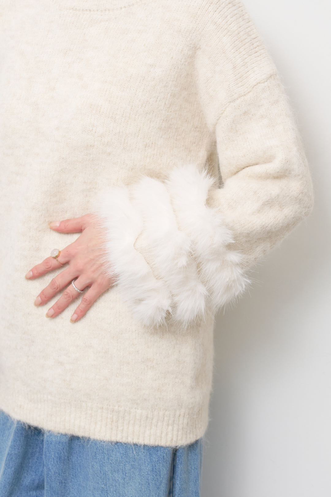 フェザーカフニットプルオーバー