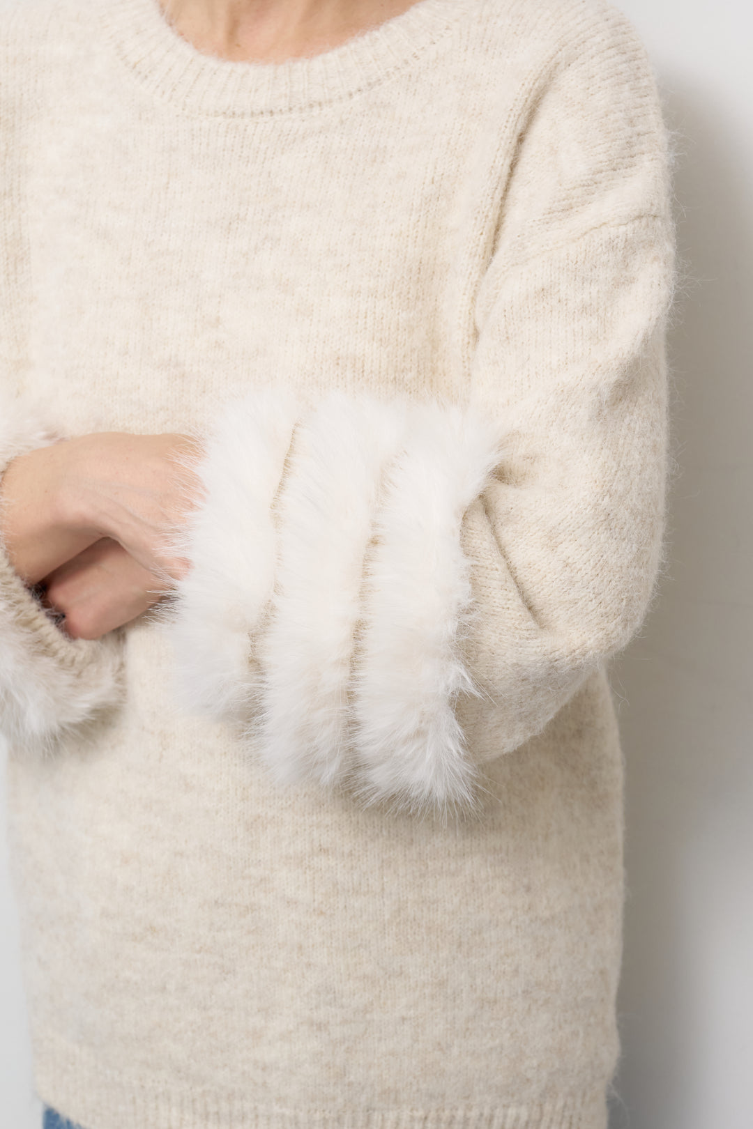 フェザーカフニットプルオーバー