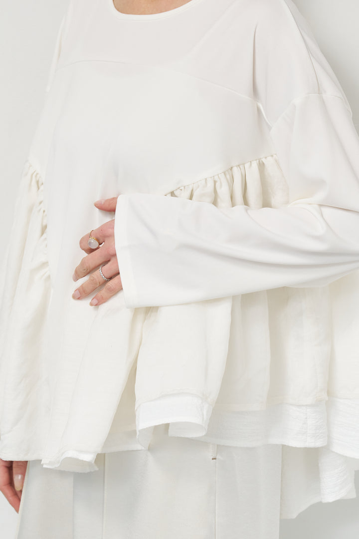 フリルテールプルオーバー