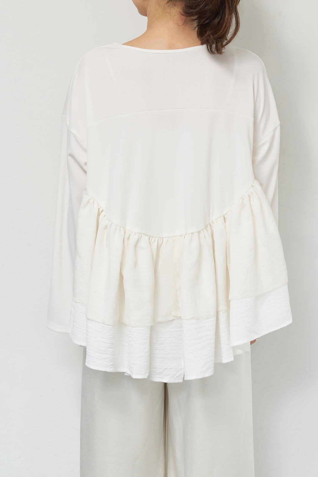 フリルテールプルオーバー