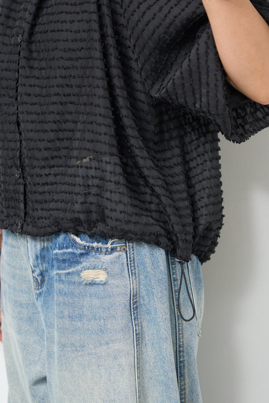 シアーフリンジブラウス