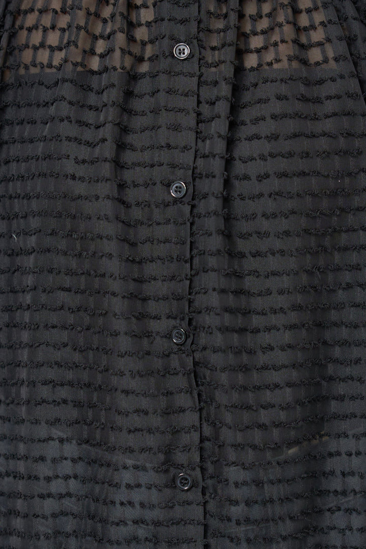 シアーフリンジブラウス