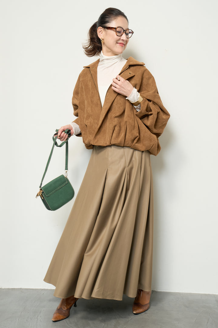 タックボリュームスカート