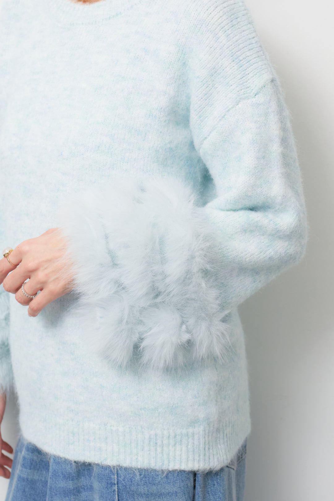 フェザーカフニットプルオーバー