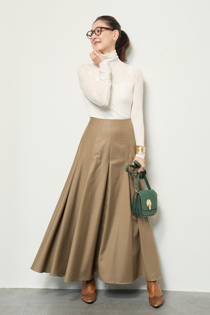 タックボリュームスカート