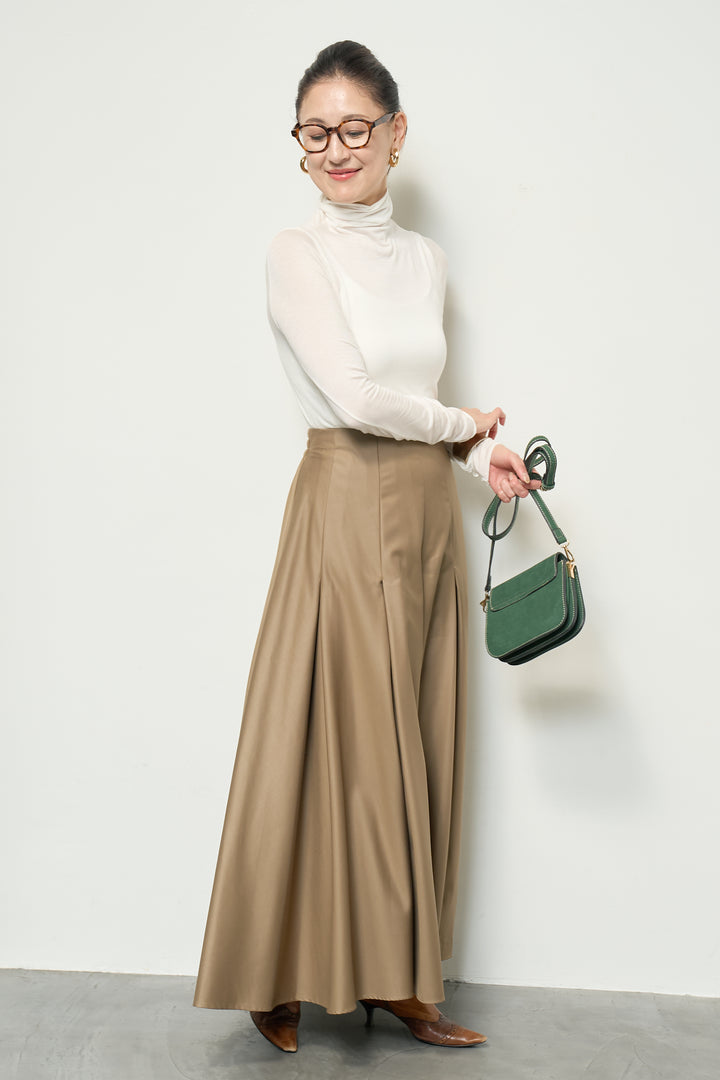 タックボリュームスカート