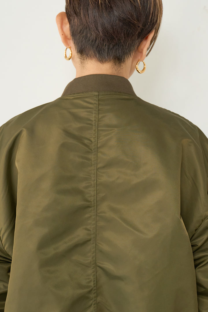 レイヤードデザインMA-1ブルゾン