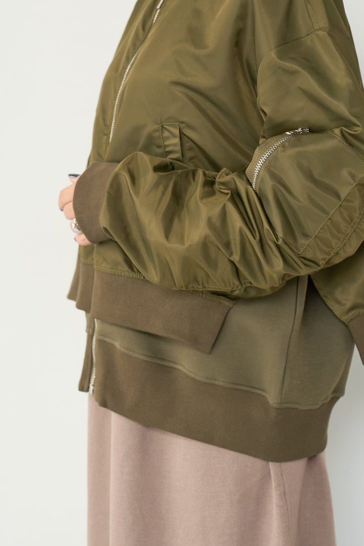 レイヤードデザインMA-1ブルゾン