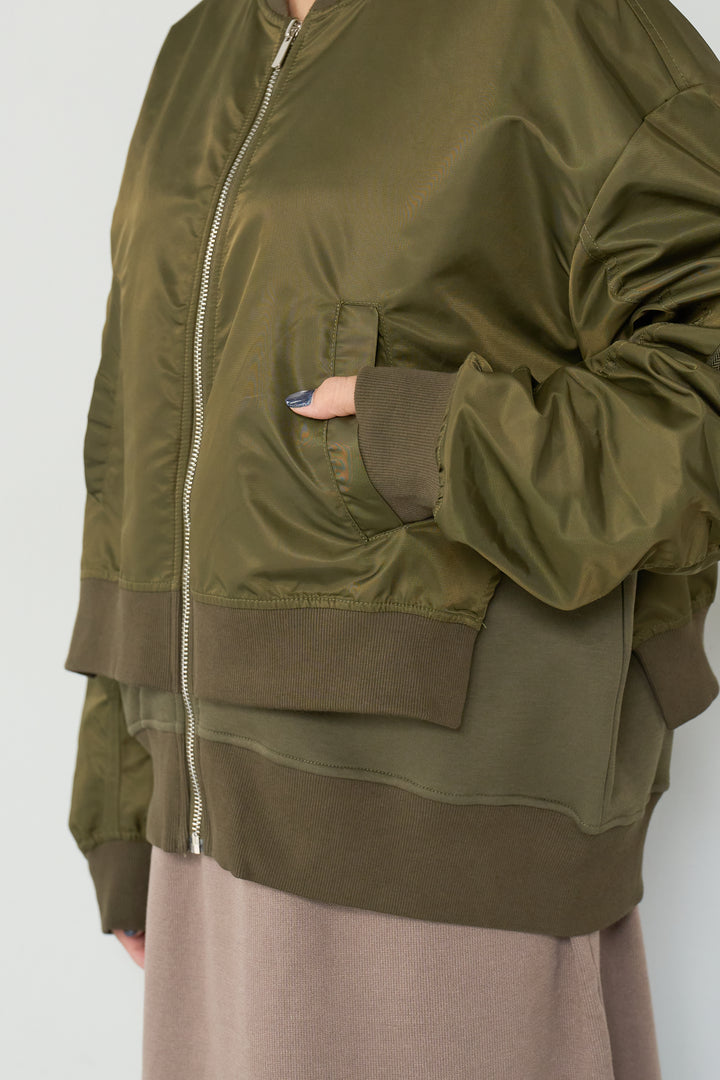 レイヤードデザインMA-1ブルゾン