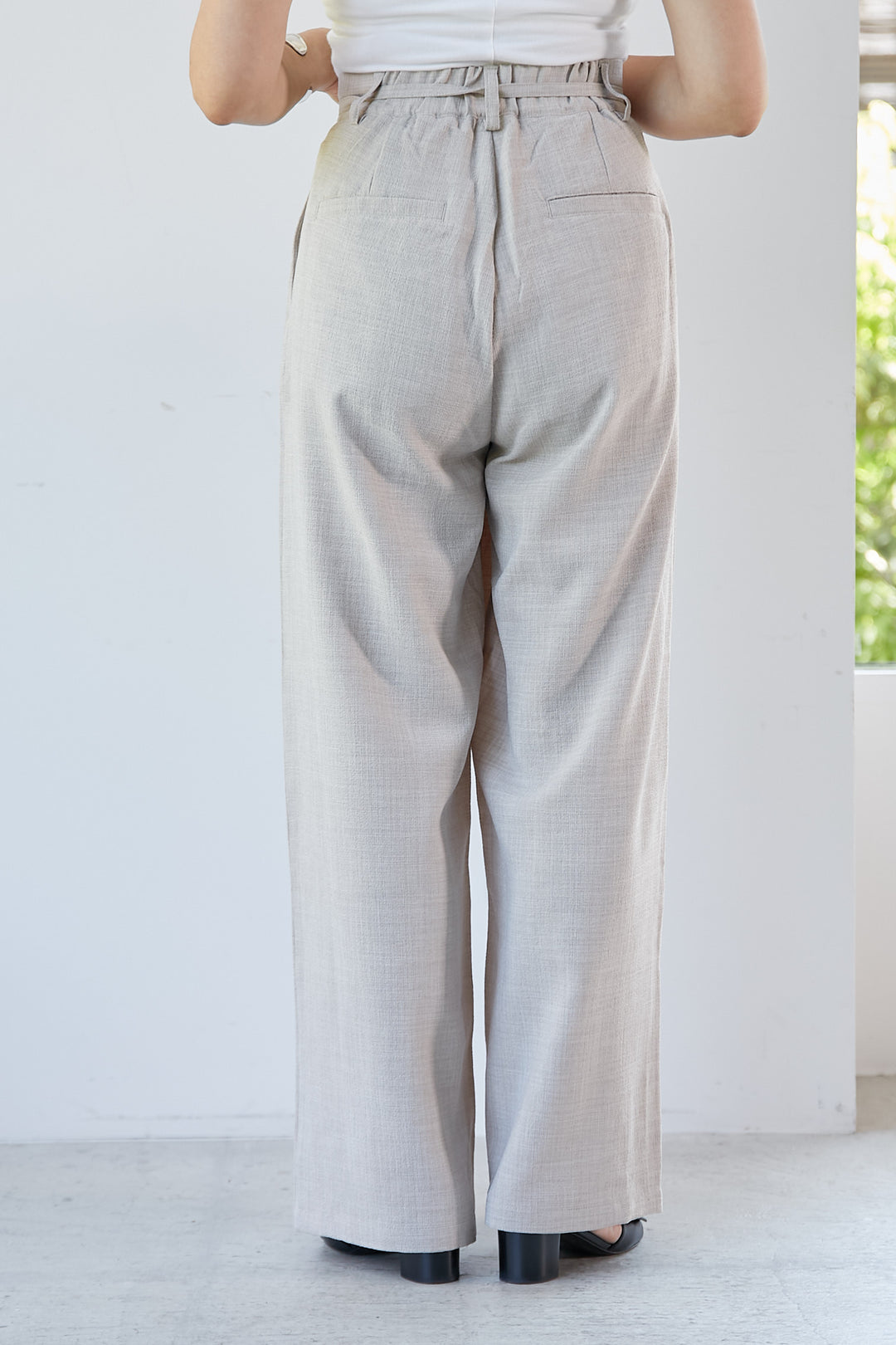 [Wrinkle prevention] Linen-like high-waisted pants
